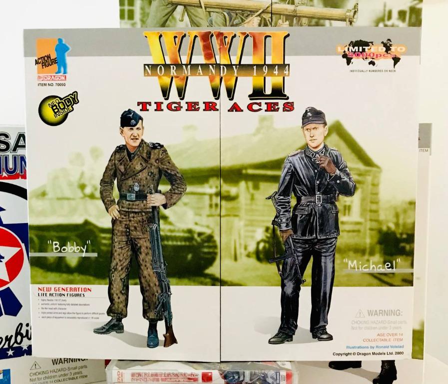 Dragon models action store figures