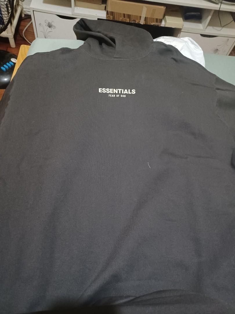 Essentials Fear of God Relaxed Hoodie (Category: Coats, Jackets and Outerwear) located in Paranaque City. Submitted by izhmailer (Listing ID 1162745067, Image 2). Description: 9Long sleeve cotton-blend fleece hoodie in soft black. Logo flocked in off-white at chest. · Rubberized logo patch at hood · Dropped shoulders · Rib knit cuffs Supplier color: Iron 80% cotton, 20% polyester. 100% Authentic.
