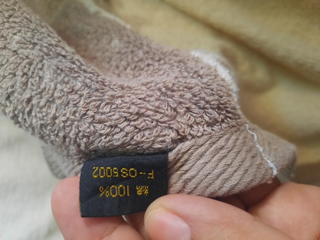 Fendi bath towel (Category: Other Accessories) located in Zamboanga. Submitted by selected.things (Listing ID 1162600273, Image 3). Description: in very good cond. measures 55x33 inches.