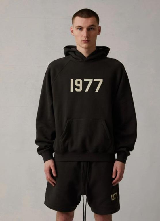 FOG FEAR OF GOD ESSENTIALS 1977 HOODIE 9周年記念イベントが - パーカー