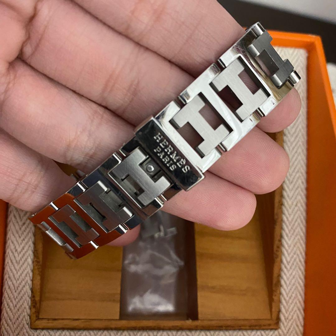 Hermes Clipper Chronograph (Category: Luxury Watches) located in Quezon City. Submitted by luxurybrokerph (Listing ID 1162698231, Image 3). Description: Complete inclusions With extra link 31mm.