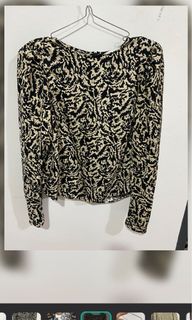 (Category: ) located in . Submitted by preloved_4all (Listing ID 1162704438, Image 1). Description: .