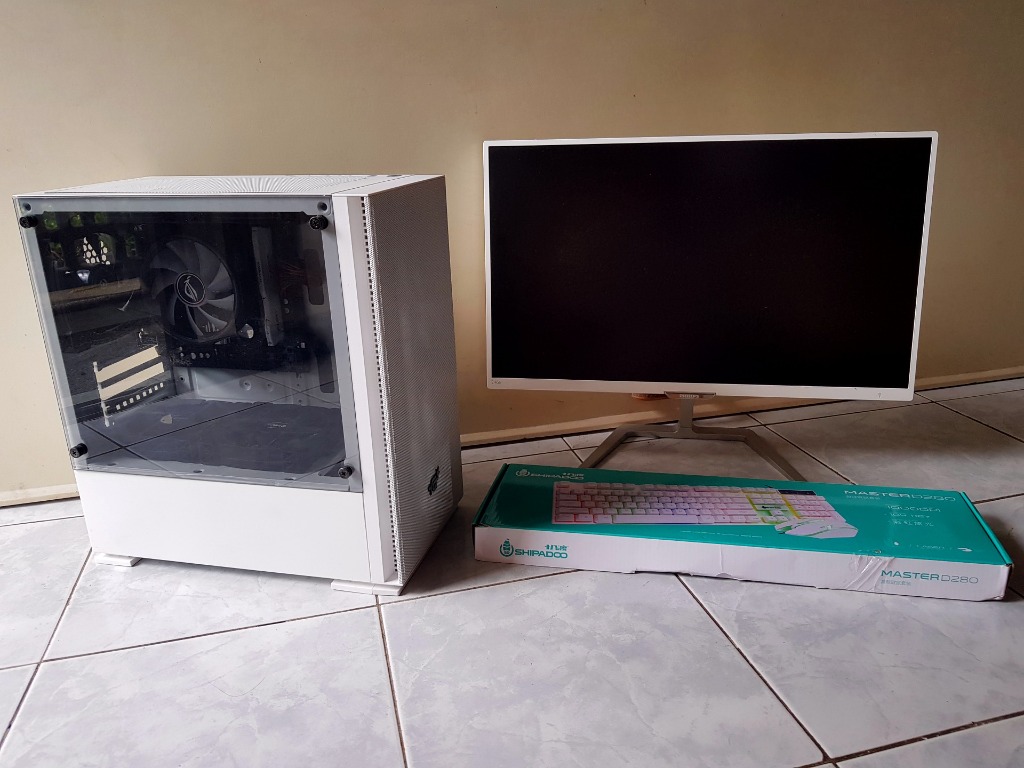 i7 8700 6 Cores 12 Threads Desktop PC Complete with 24