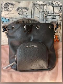（分類：）位於 。 由 sellingauthentic 提交（商品編號 1162694044，圖片 1）。簡介： 。