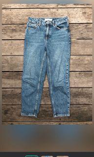 Jeans highwaist mom  #topshop #Zara #bershka Stradivarius Uniqlo massimo dutti