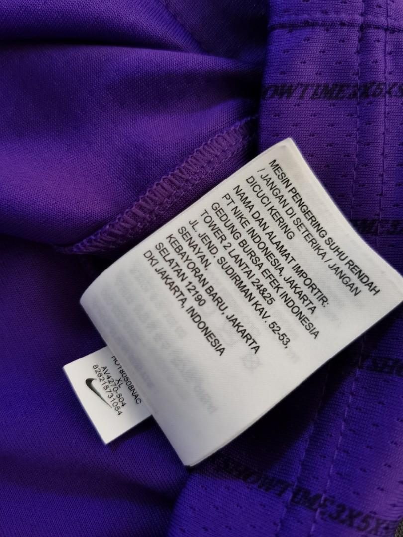 Jersey in frame nike connect la lakers 