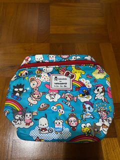 (Category: ) located in . Submitted by ceciltan (Listing ID 1162680718, Image 1). Description: .