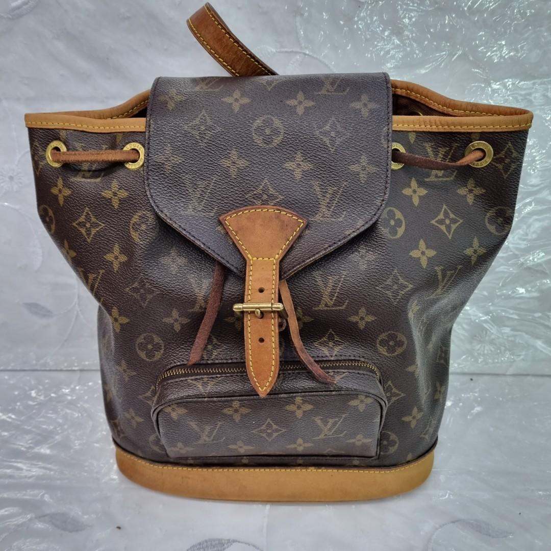 Totally PM Louis Vuitton, Luxury, Bags & Wallets on Carousell