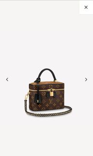 (Category: ) located in . Submitted by shopsyee (Listing ID 1162737629, Image 1). Description: .