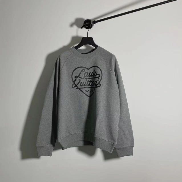 LOUIS VUITTON [NIGO] 22Stainless Steel Gray Heart Print Sweatshirt tops M  gray