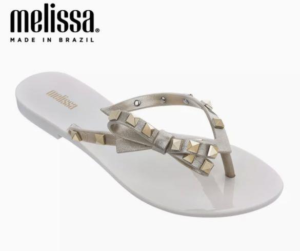 studded bow jelly sandals