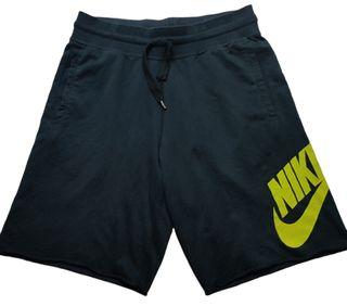 Nike Alumni Shorts, Men's Fashion 