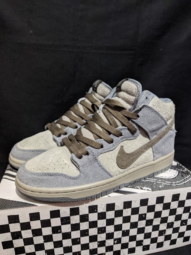 nike dunk tauntaun