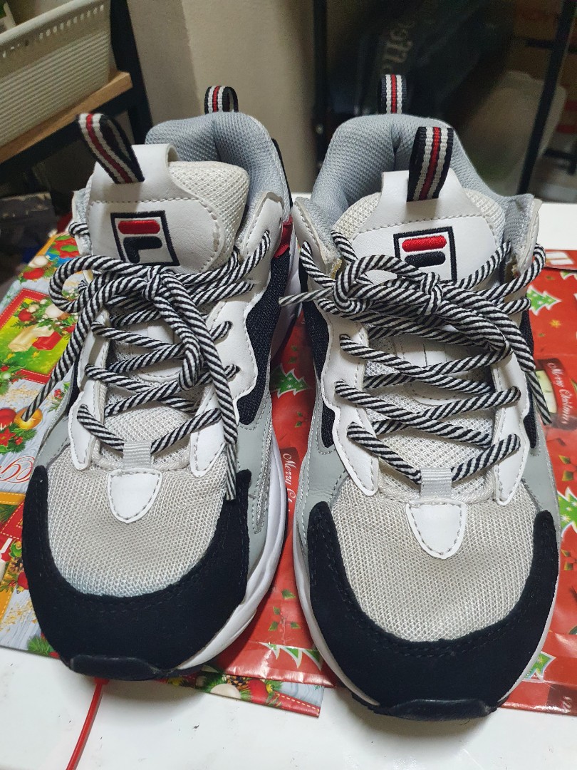 ORIGINAL FILA SHOES, Women's Fashion, Footwear, Sneakers on Carousell