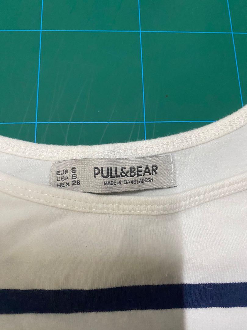 FREEBIE (Category: Sleeveless) located in Mandaluyong City. Submitted by declutterbyshay (Listing ID 1162646720, Image 2). Description: Pull & bear Tank top (cropped) NO TAG NEVER BEEN USED RFS: Too cropped (not my preference).