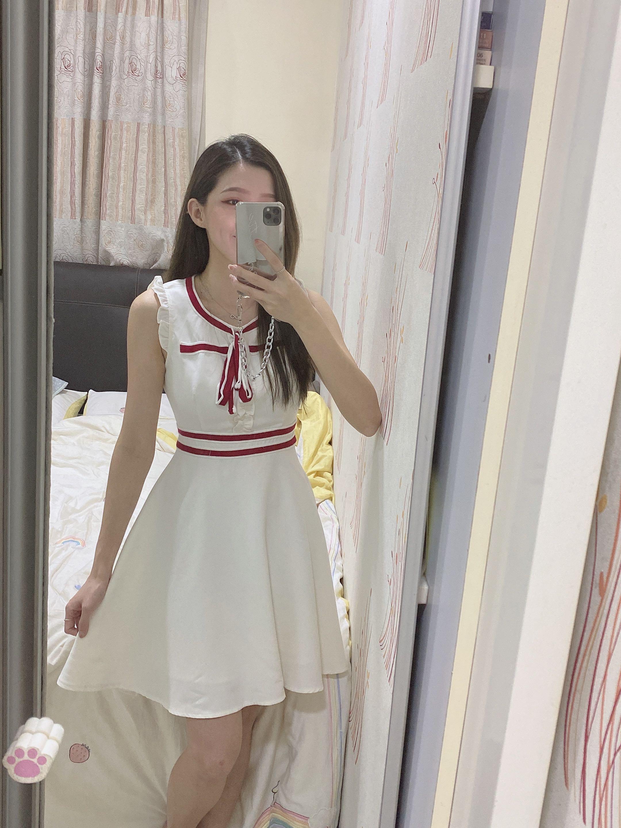 Red ribbon lining white classic dress premium quality and cutting