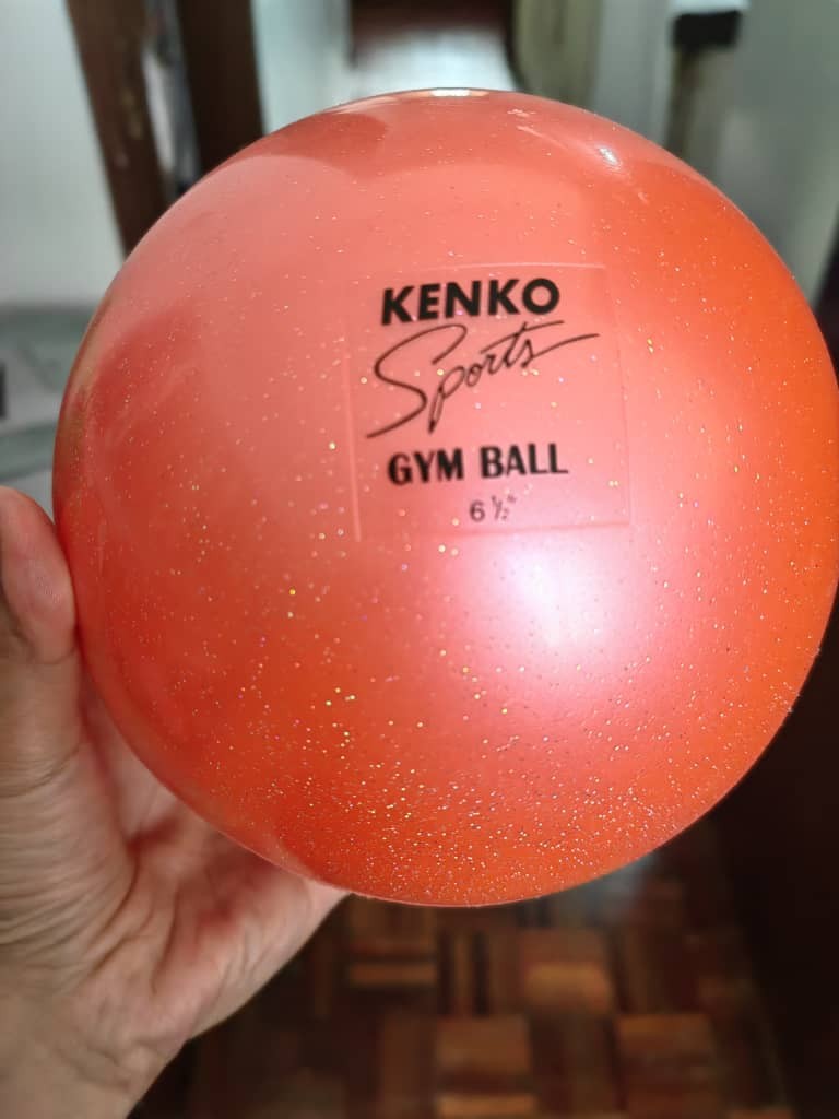 Rhythmic Gymnastics ball, Sports Equipment, Exercise & Fitness, Toning