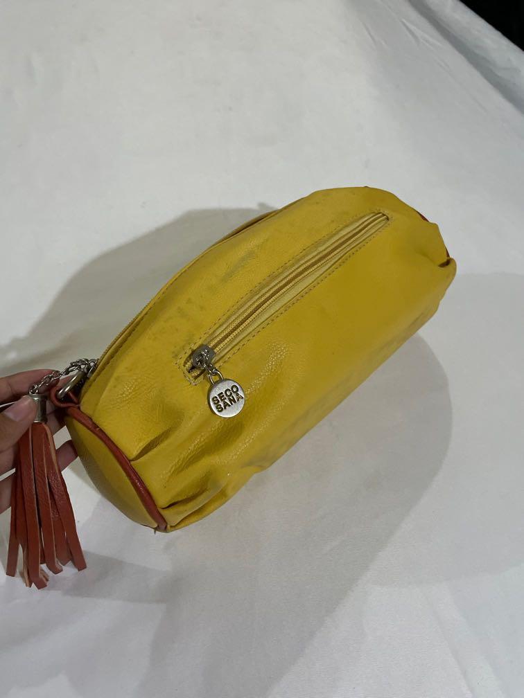 SECO SANA shoulder bag (Category: Shoulder Bags) located in Batangas. Submitted by v.ukay (Listing ID 1162741180, Image 3). Description: see images for flaws +P10 increment for shopee checkout.