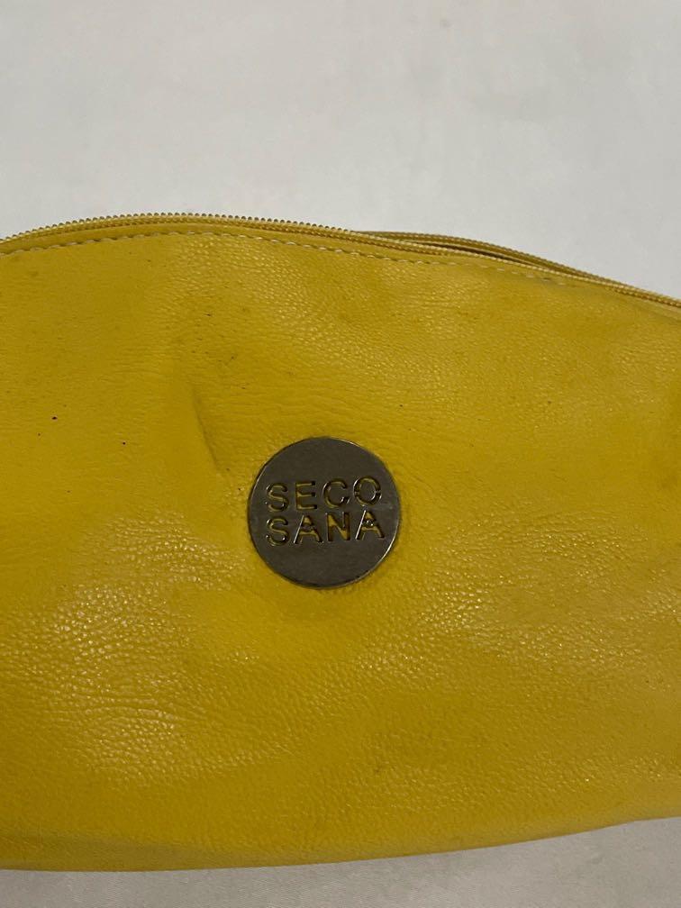 SECO SANA shoulder bag (Category: Shoulder Bags) located in Batangas. Submitted by v.ukay (Listing ID 1162741180, Image 2). Description: see images for flaws +P10 increment for shopee checkout.