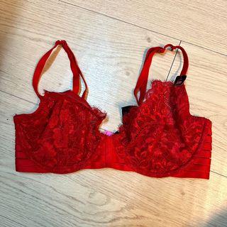 Size 32D🌹La Senza Unlined Lace Bra