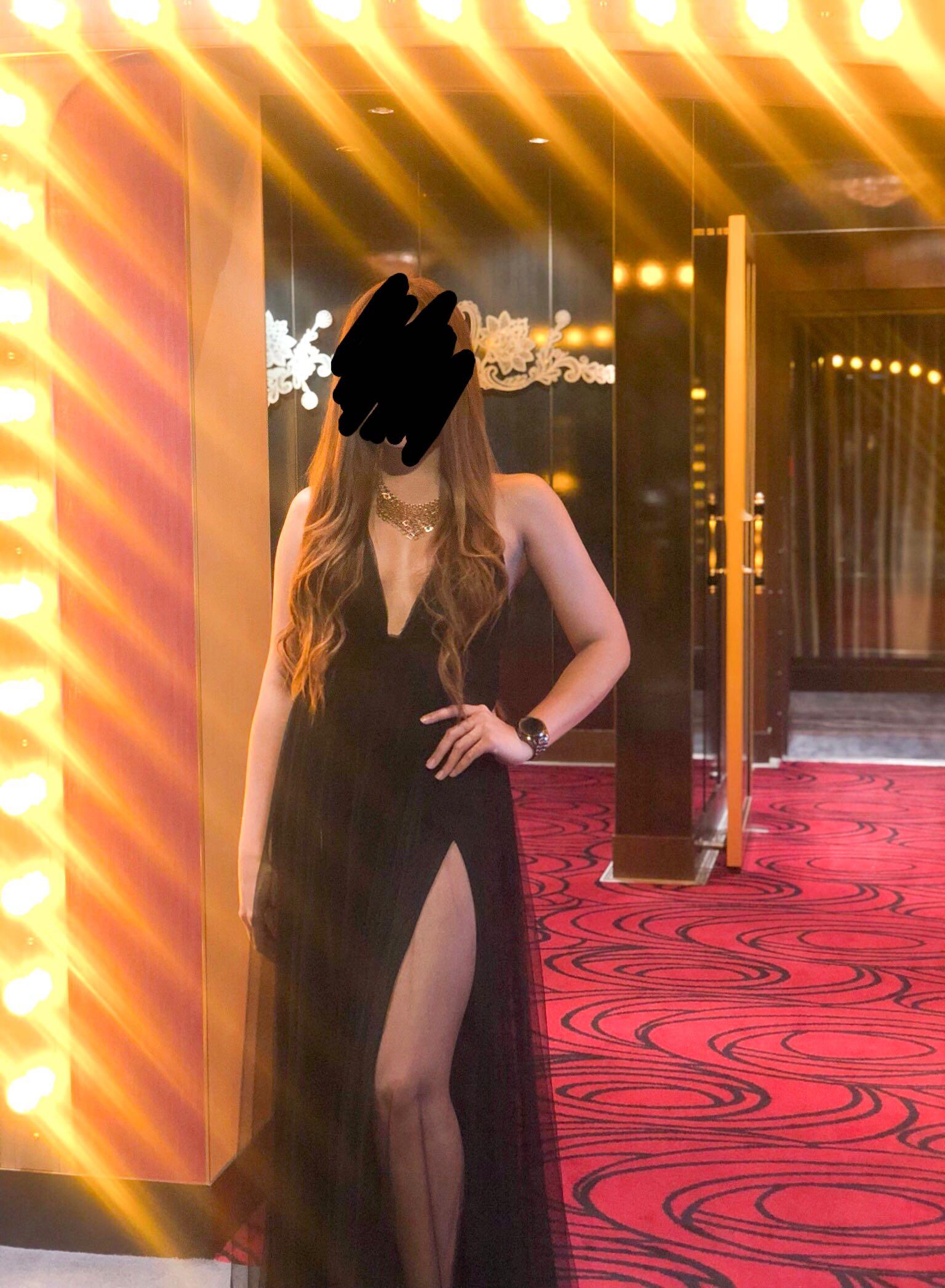 Steps by New York (Category: Evening dresses & gowns) located in Cavite. Submitted by stuffandetc (Listing ID 1162591713, Image 1). Description: .