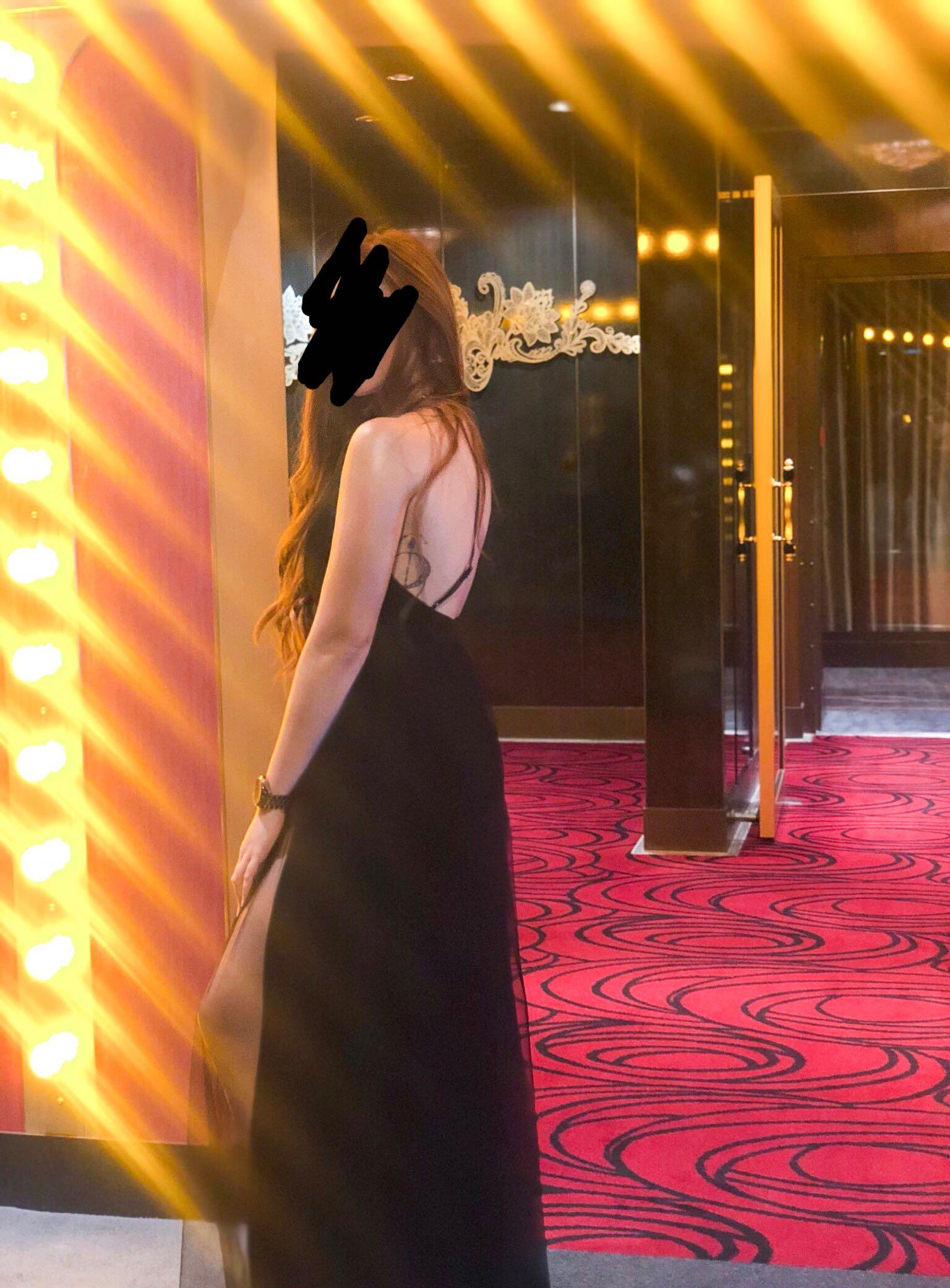 Steps by New York (Category: Evening dresses & gowns) located in Cavite. Submitted by stuffandetc (Listing ID 1162591713, Image 2). Description: .