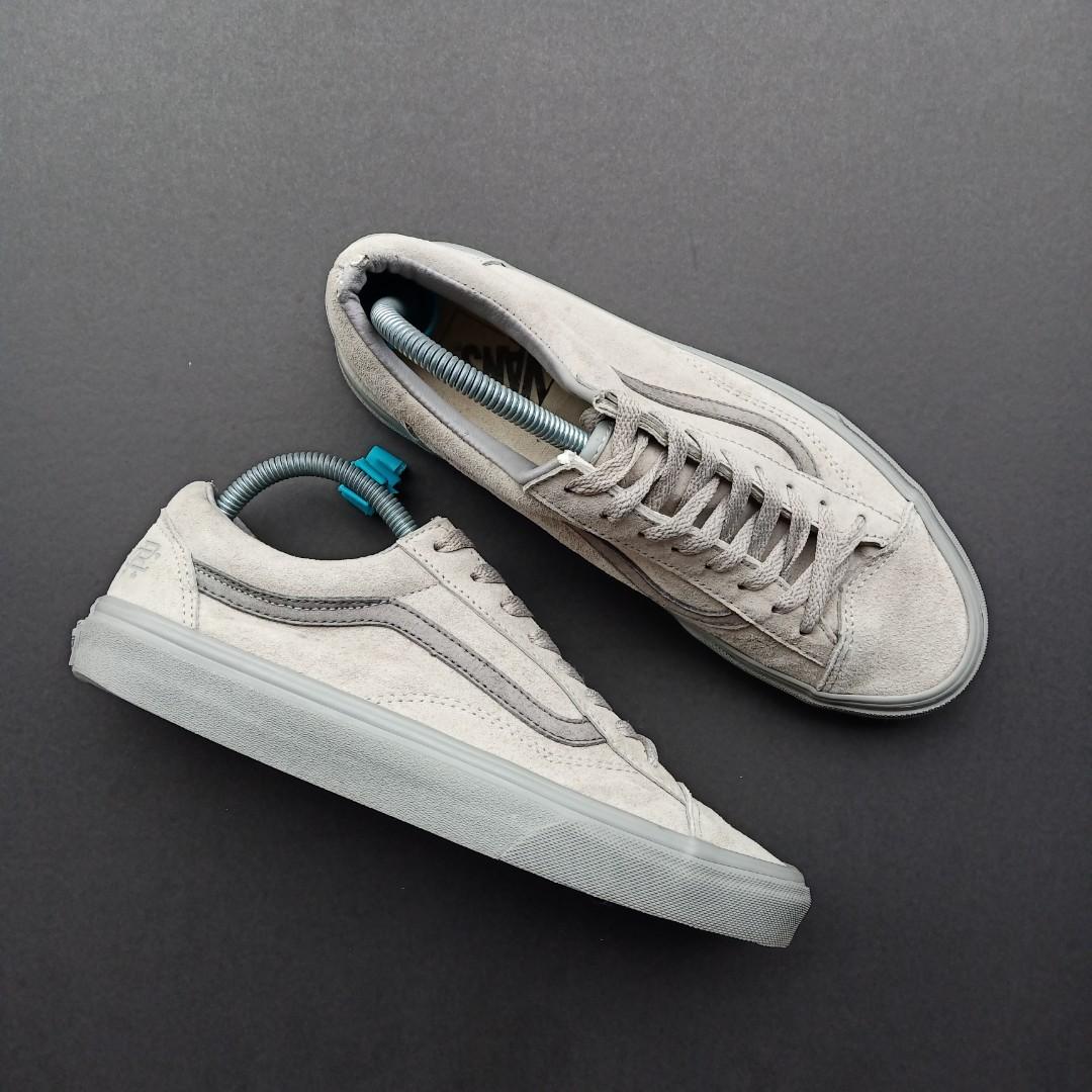 Grey vans mens on sale fashion