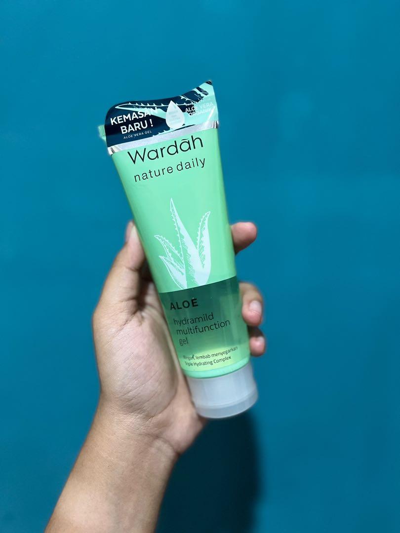 Wardah Aloe Vera Gel, Kesehatan & Kecantikan, Kulit, Sabun & Tubuh di Carousell
