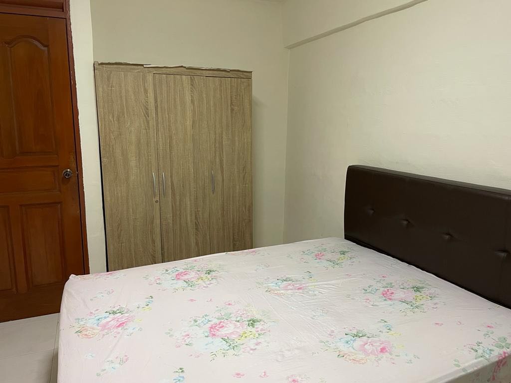 (Category: ) located in . Submitted by jolinzhouss (Listing ID 1162860762, Image 1). Description: .