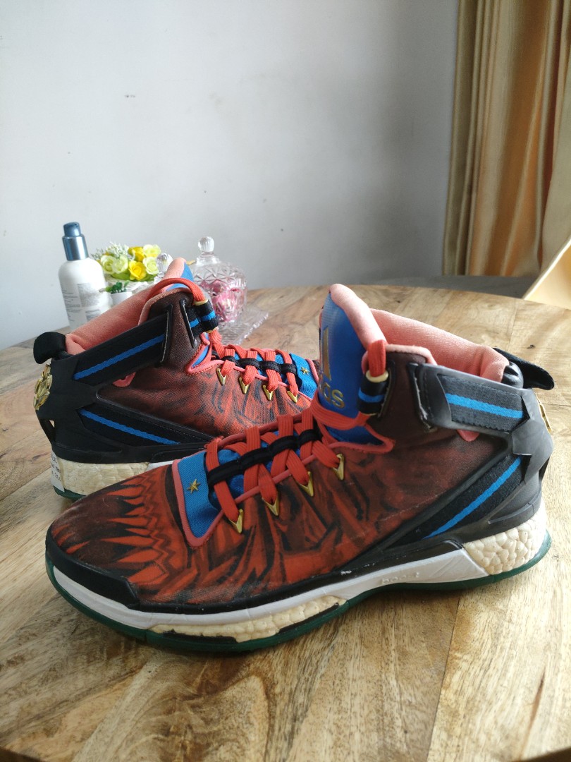 ADIDAS D ROSE CHINESE NEW YEAR, Fesyen Pria, Sepatu , Sneakers di Carousell
