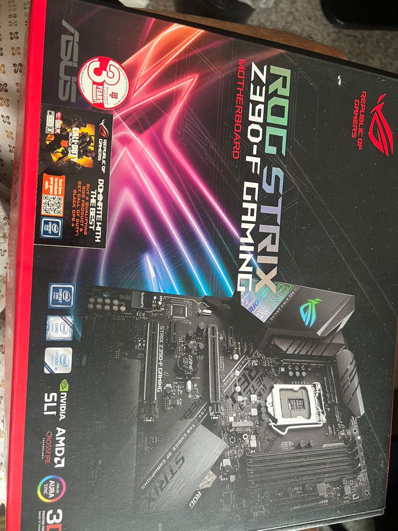 ASUS Republic Of Gamers ROG STRIX Z390E GAMING Motherboard Intel Z390