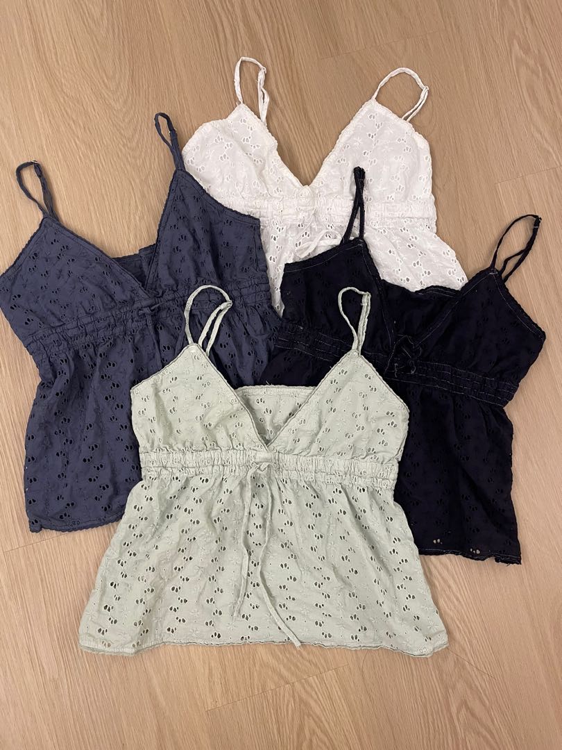 Brandy Melville Tiffany cotton ruffle tank —☆ sold out via WA group-chat  authentic & bnwt