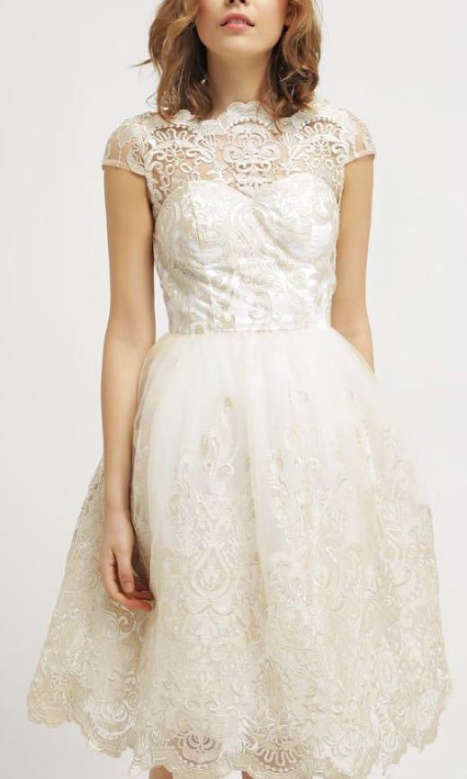 BNWT Chi Chi London French lace dress rp $150+ embroidery dress, Women's  Fashion, Dresses & Sets, Evening dresses & gowns on Carousell