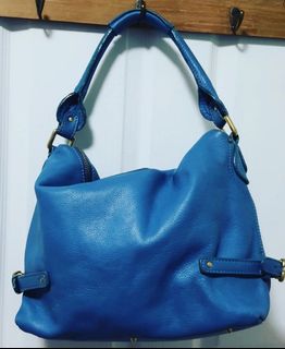 (Category: ) located in . Submitted by cha_preloved16 (Listing ID 1162761360, Image 1). Description: .