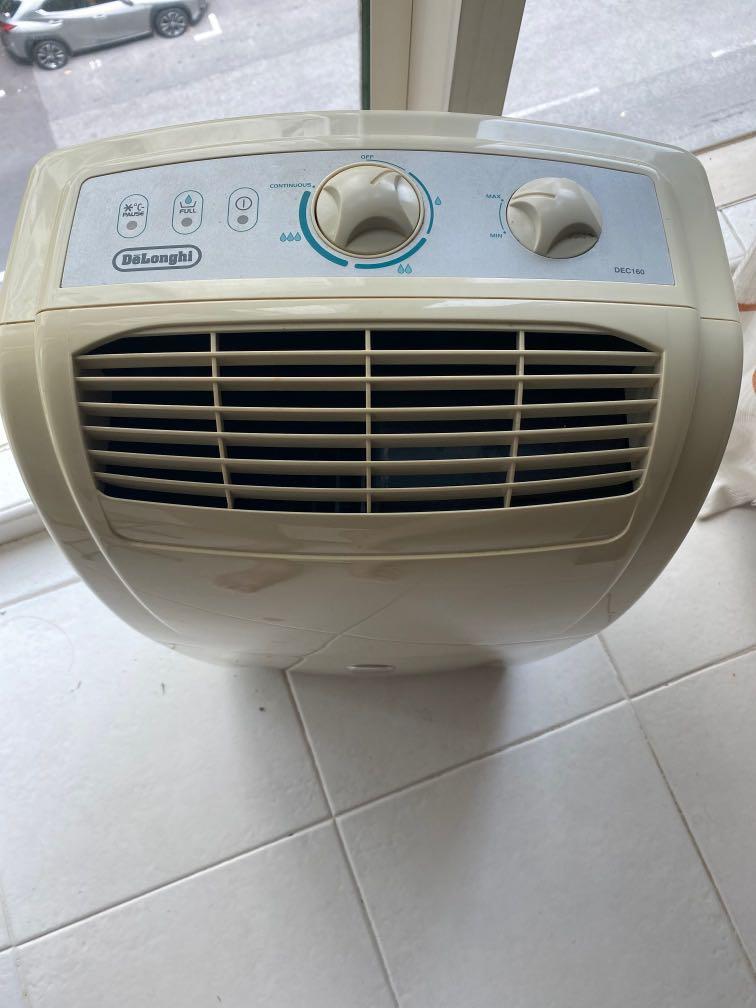 DeLonghi dehumidifier (free), TV & Home Appliances, Air Purifiers