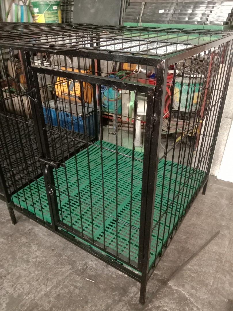 Dog cage 3x3x3.6ft with matting, Pet Supplies, Homes & Other Pet