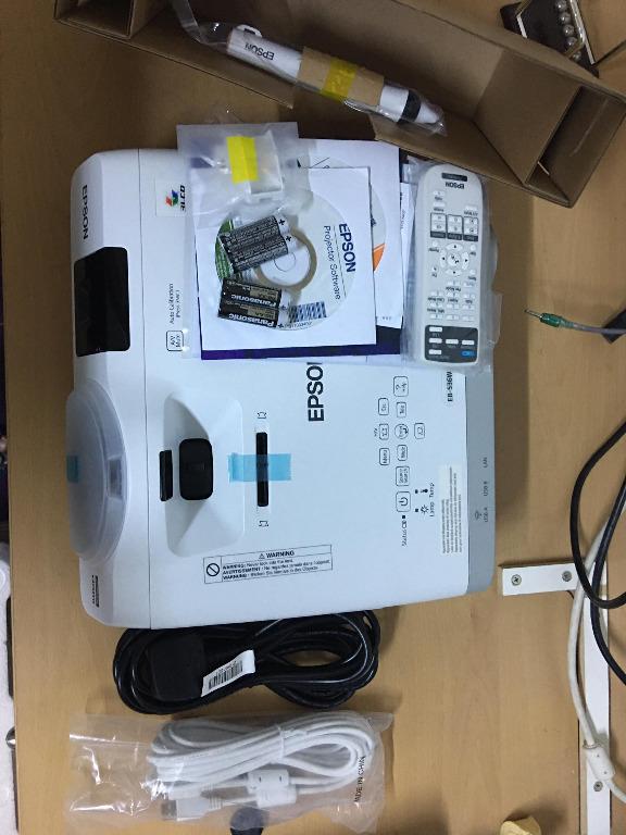 Epson EB536Wi Projector, TV & Home Appliances, TV & Entertainment