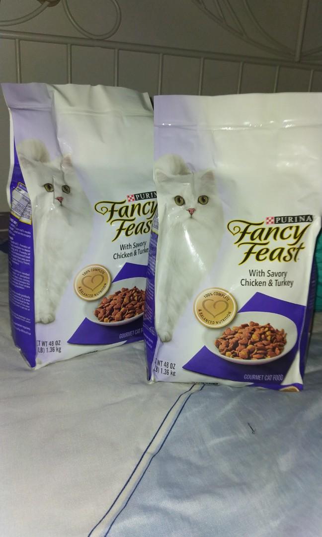Fancy Feast Dry Cat Food, Pet Supplies, Pet Food on Carousell