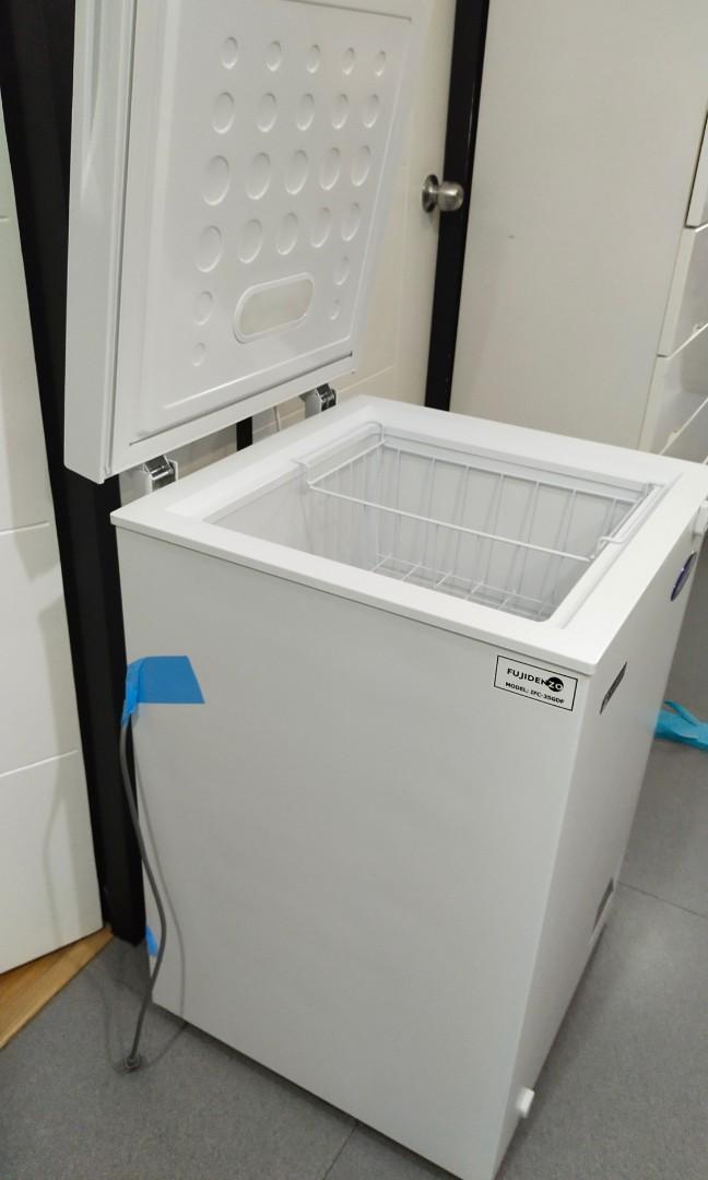 Fujidenzo 3.5 cu.ft HD Inverter chest freezer IFC35GDF (White), TV