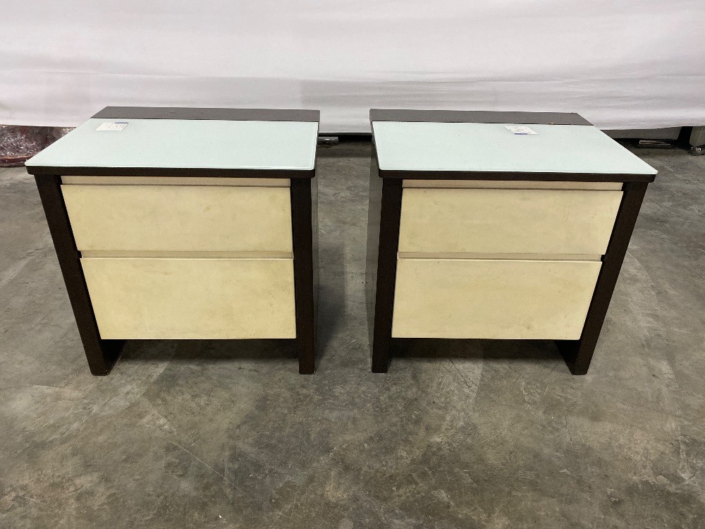 Glass Top Bedside Table with 2 Drawer / Meja Sisi Katil Atas Kaca