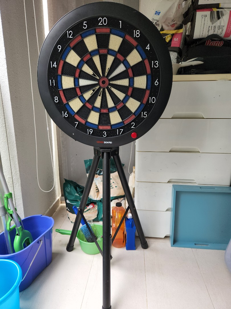 Granboard 2 dartboard + Stand for Sale, Sports Equipment, Other Sports