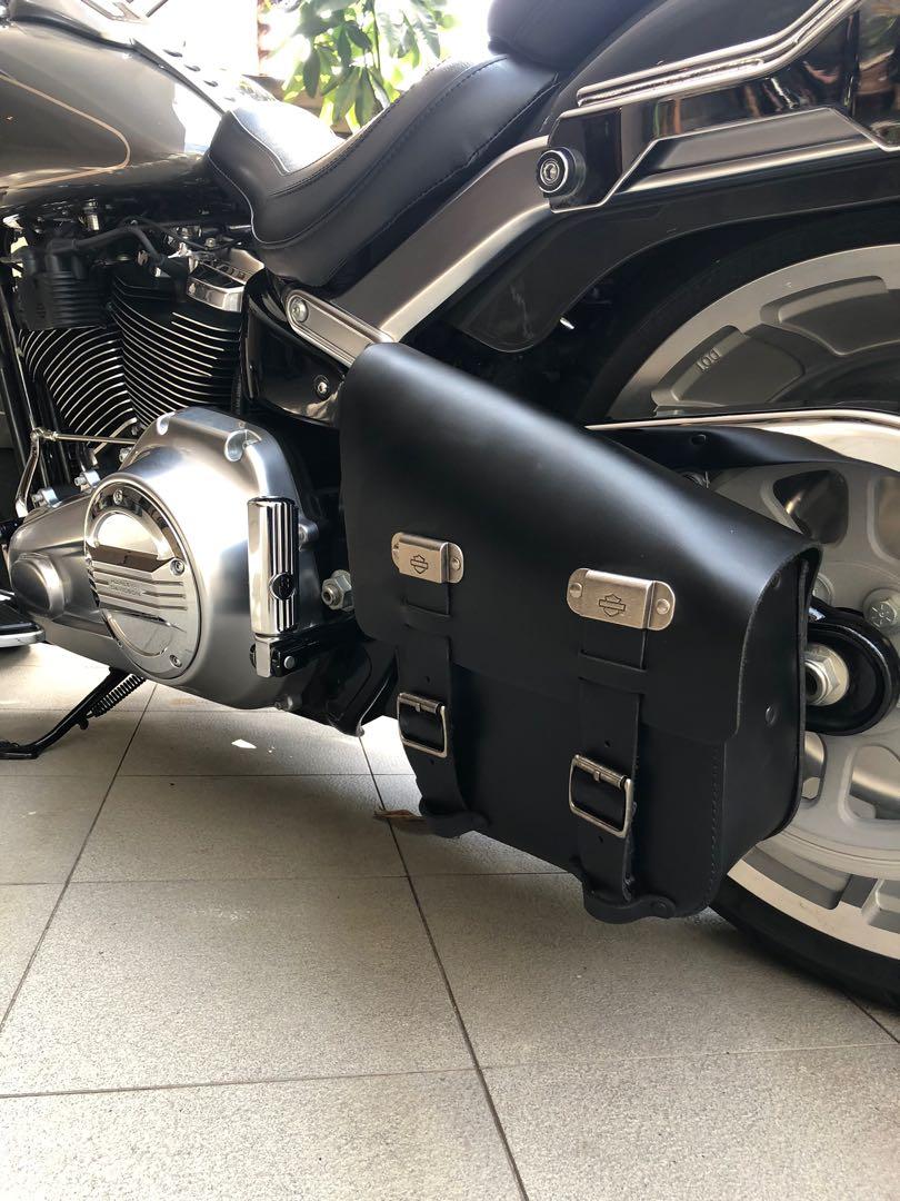 Harley breakout swingarm bag sales