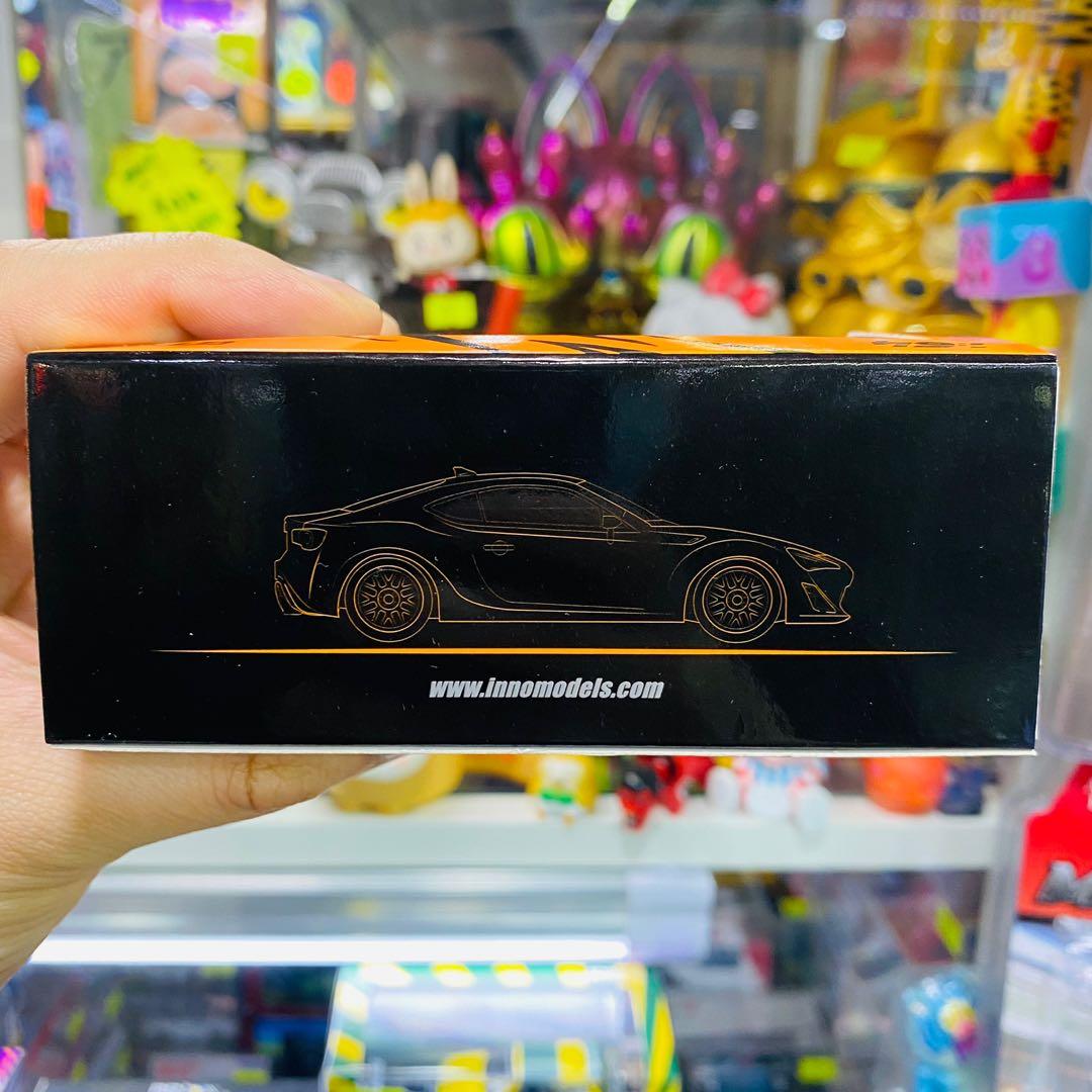 Inno64 1:64 Die-cast Model Car Toyota GT86 #6 Esso Ultron Tiger