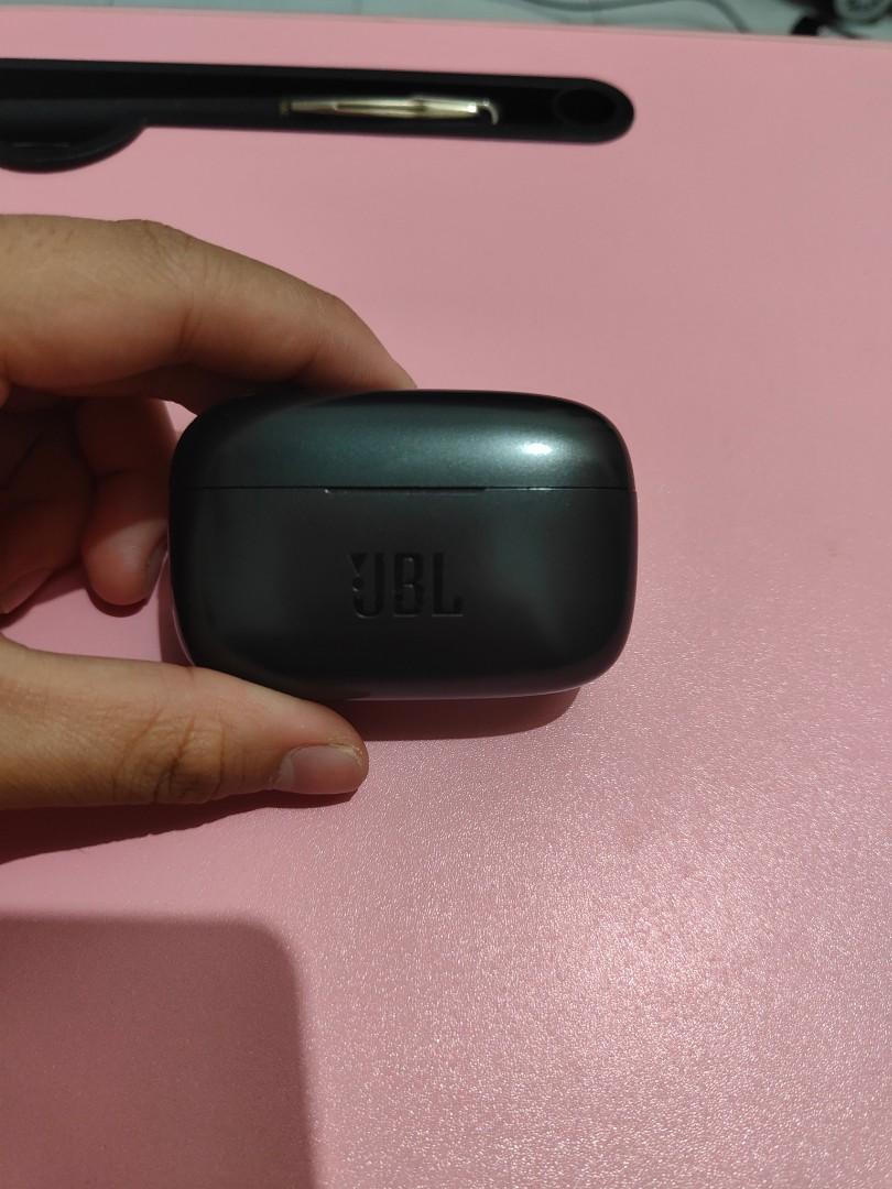 JBL Reflect Flow Waterproof Wireless Earbuds (Black) | Abt