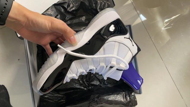 Jordan 11 Concord sz 7.5 Tried only Men s Fashion Footwear