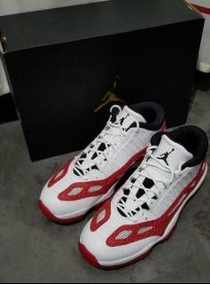 Jordan 11 retro low IE