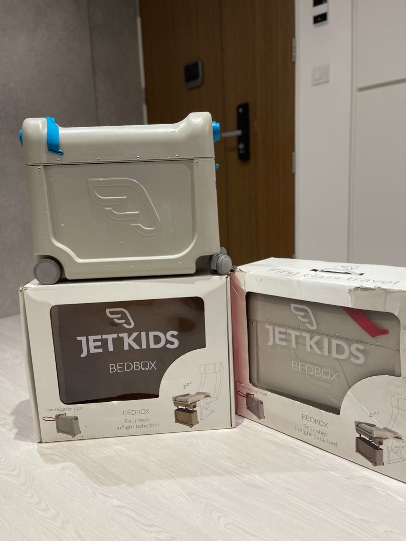 Kids travel luggage jet kids, Hobbies & Toys, Travel, Luggage on Carousell