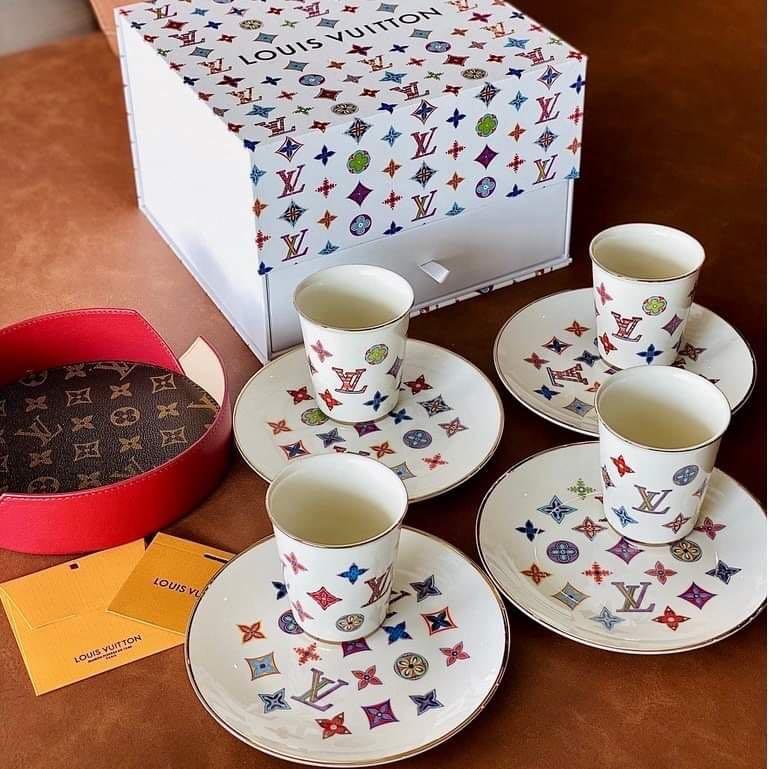 Louis Vuitton Valentine's Day Cups & Plates Set, Furniture & Home
