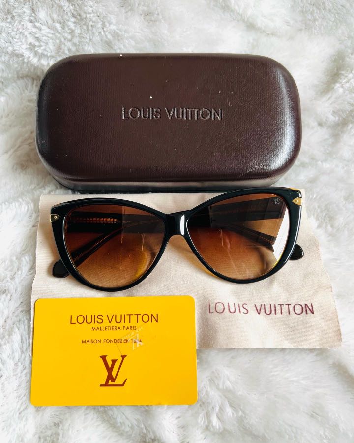 Louis vuitton top blue velvet sunglasses