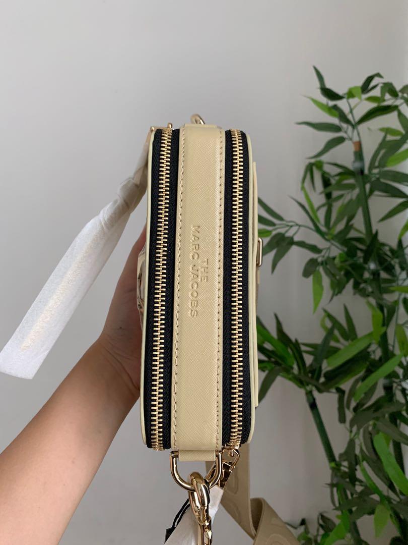 Marc Jacobs Snapshot DTM Khaki, Luxury, Bags & Wallets on Carousell